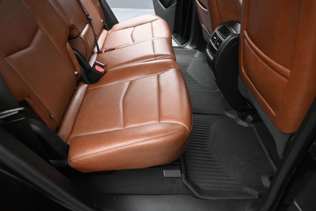 Used 2022 Cadillac XT5 Sportv w/ LPO, ONYX Package AWD/4WD image 19