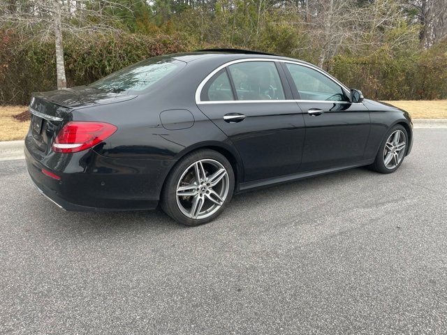 Used 2019 Mercedes-Benz E 300 image 2