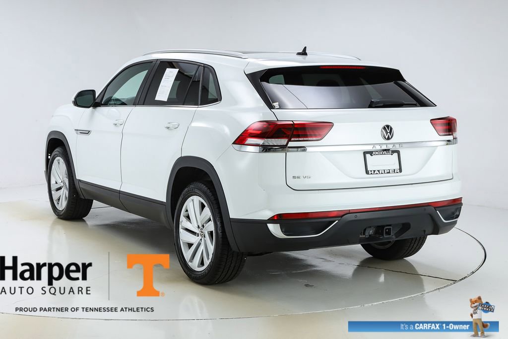 Used 2023 Volkswagen Atlas Cross Sport SE w/ Panoramic Sunroof Package FWD image 7
