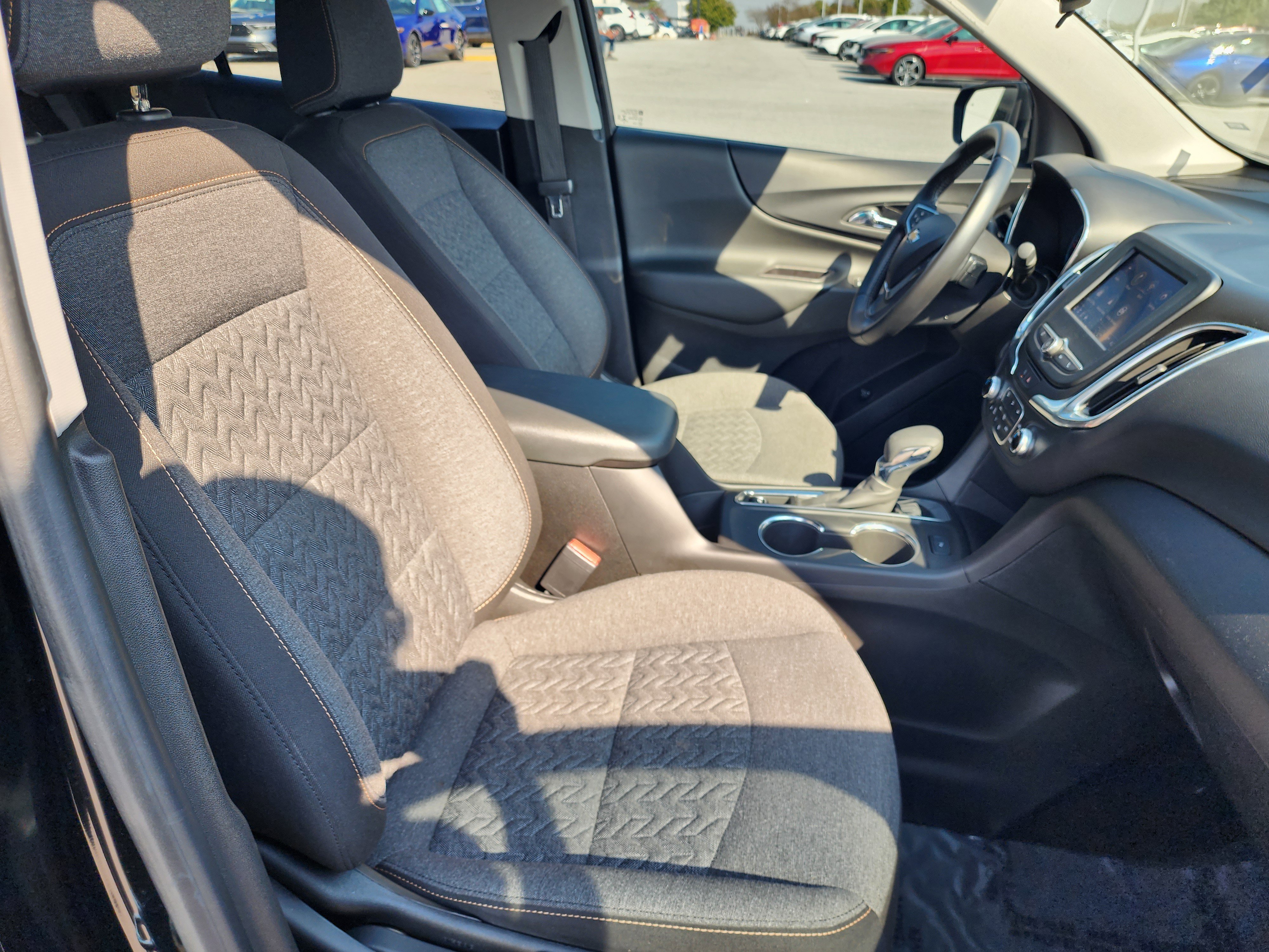 Used 2022 Chevrolet Equinox LT image 12