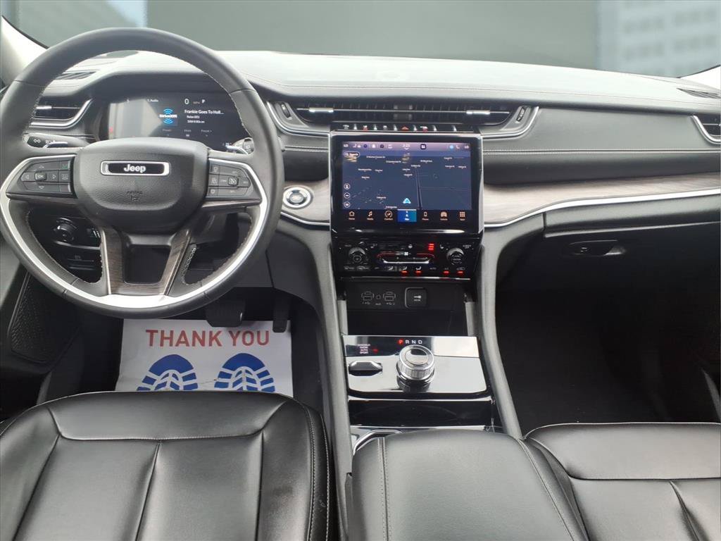 Used 2023 Jeep Grand Cherokee Limited AWD/4WD image 20