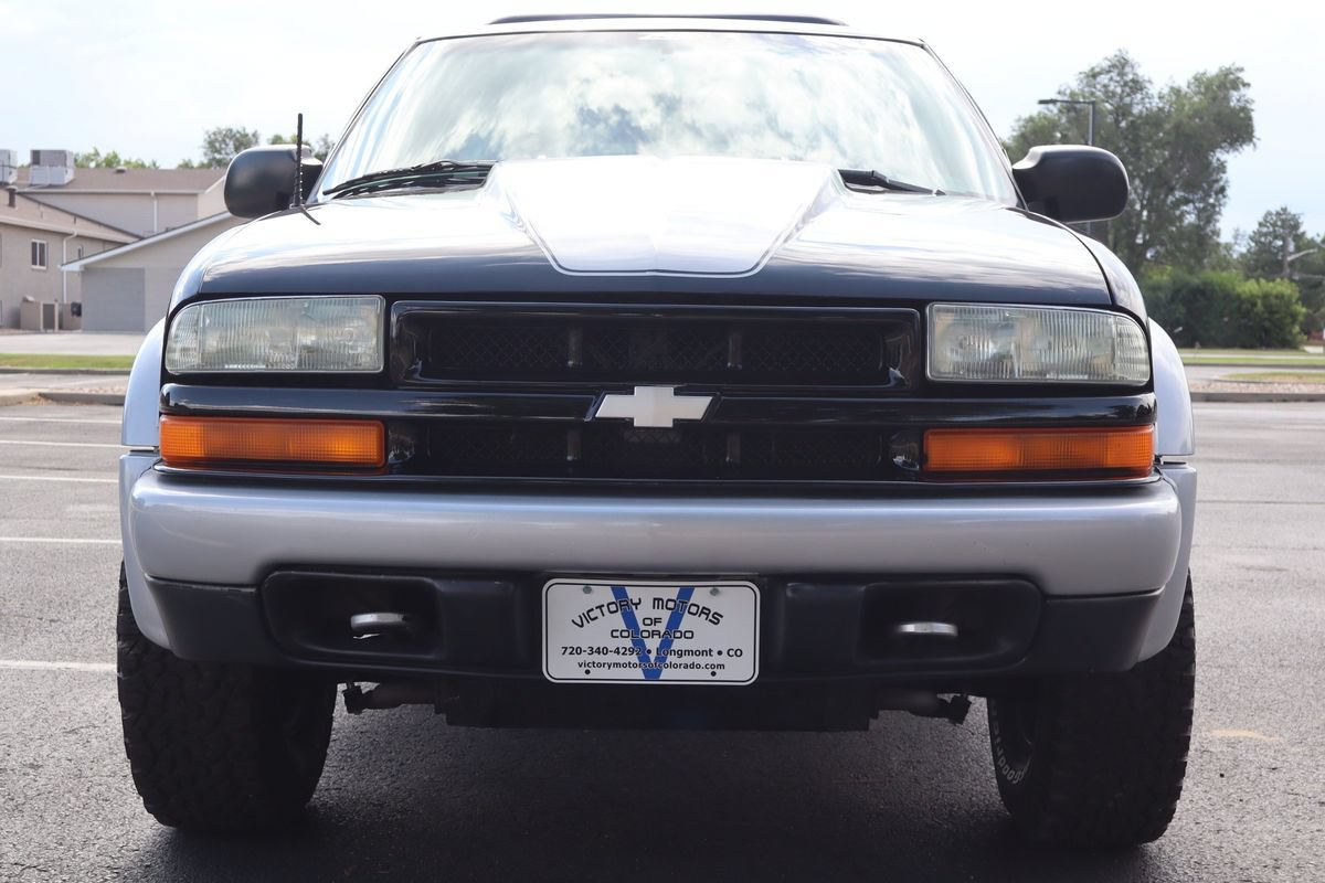 Used 2002 Chevrolet Blazer LS w/ Preferred Equipment Group AWD/4WD image 13