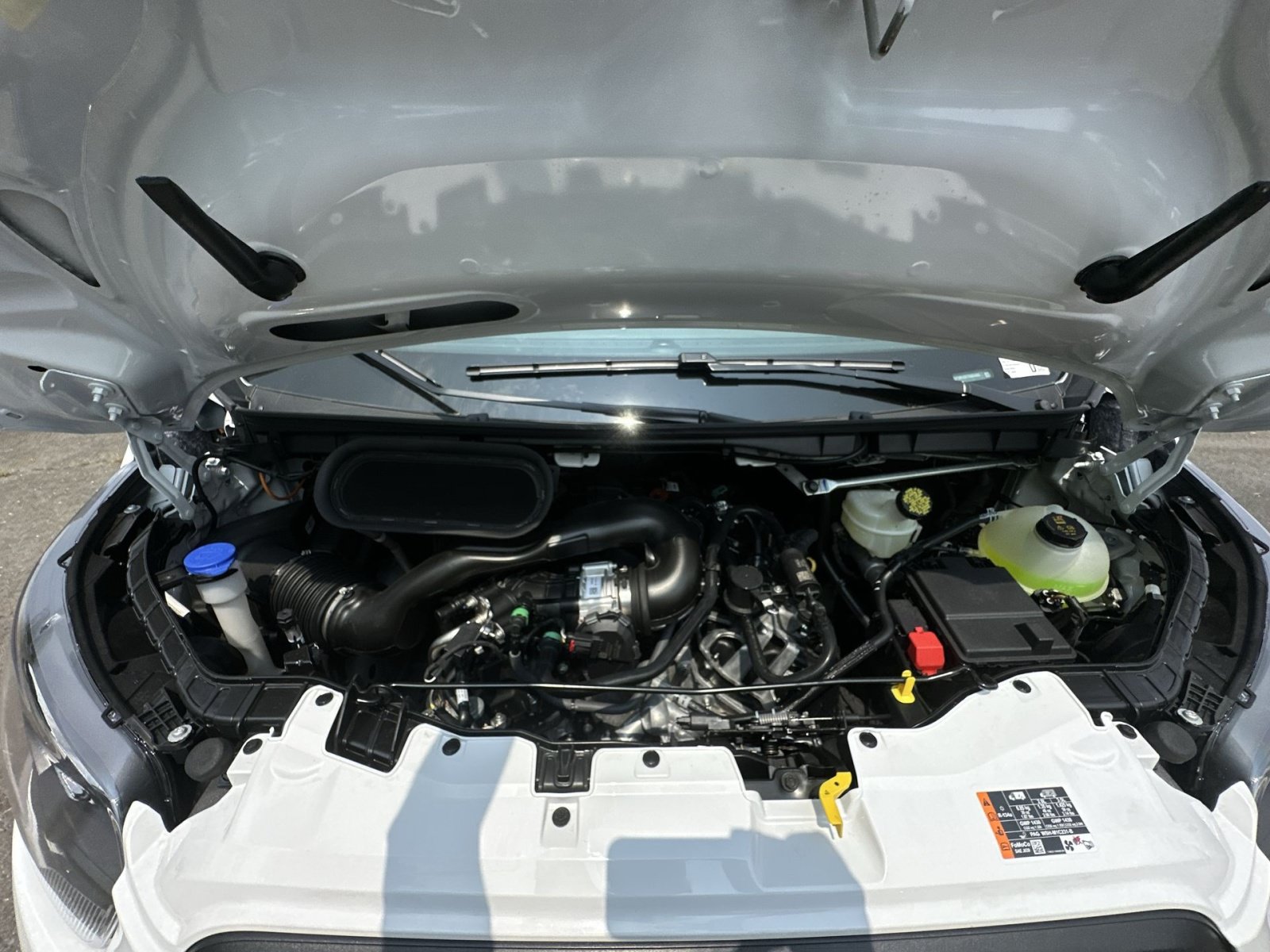 New 2026 Ford Transit 250 148 Medium Roof RWD image 33