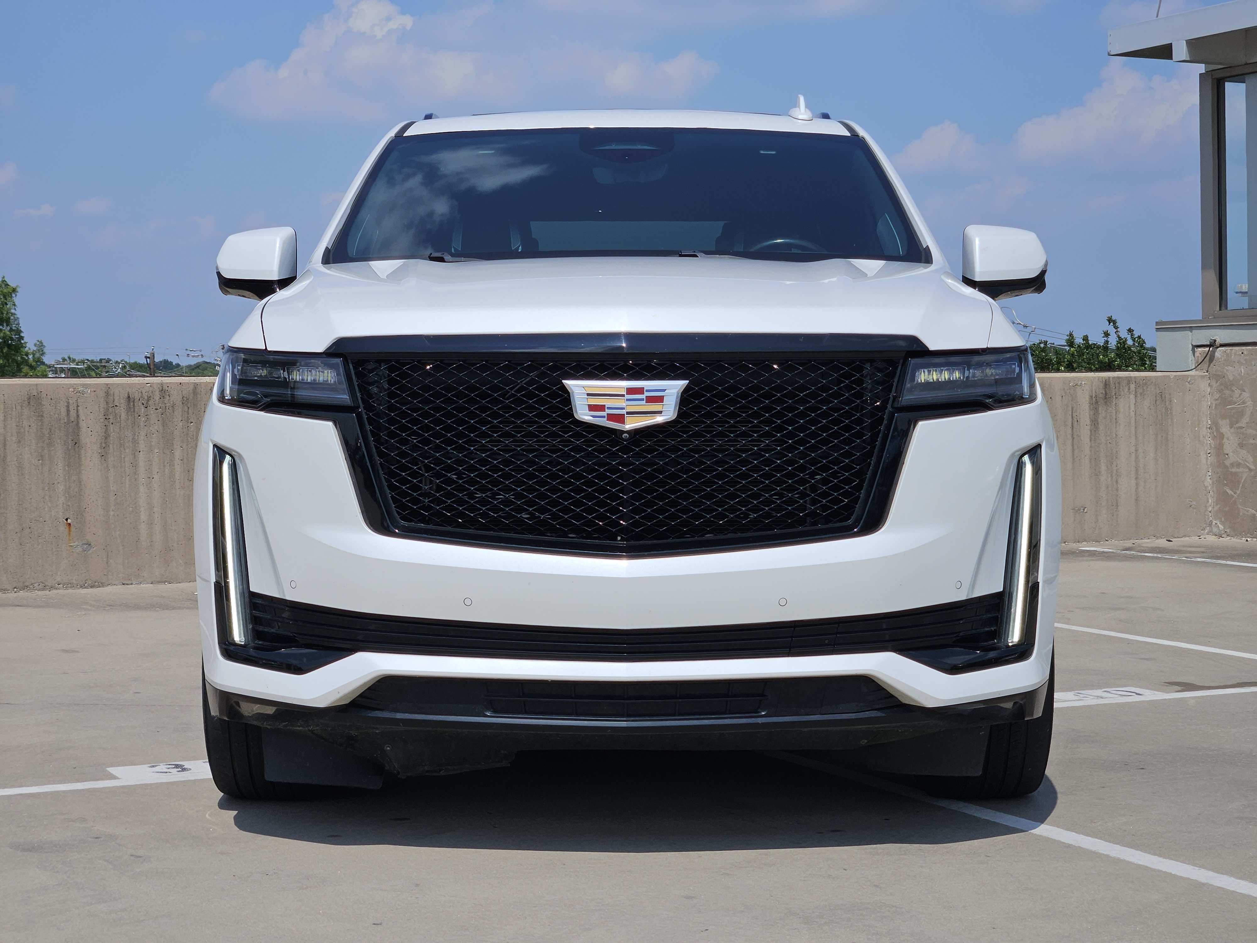 Used 2021 Cadillac Escalade Sport Platinum AWD/4WD image 11