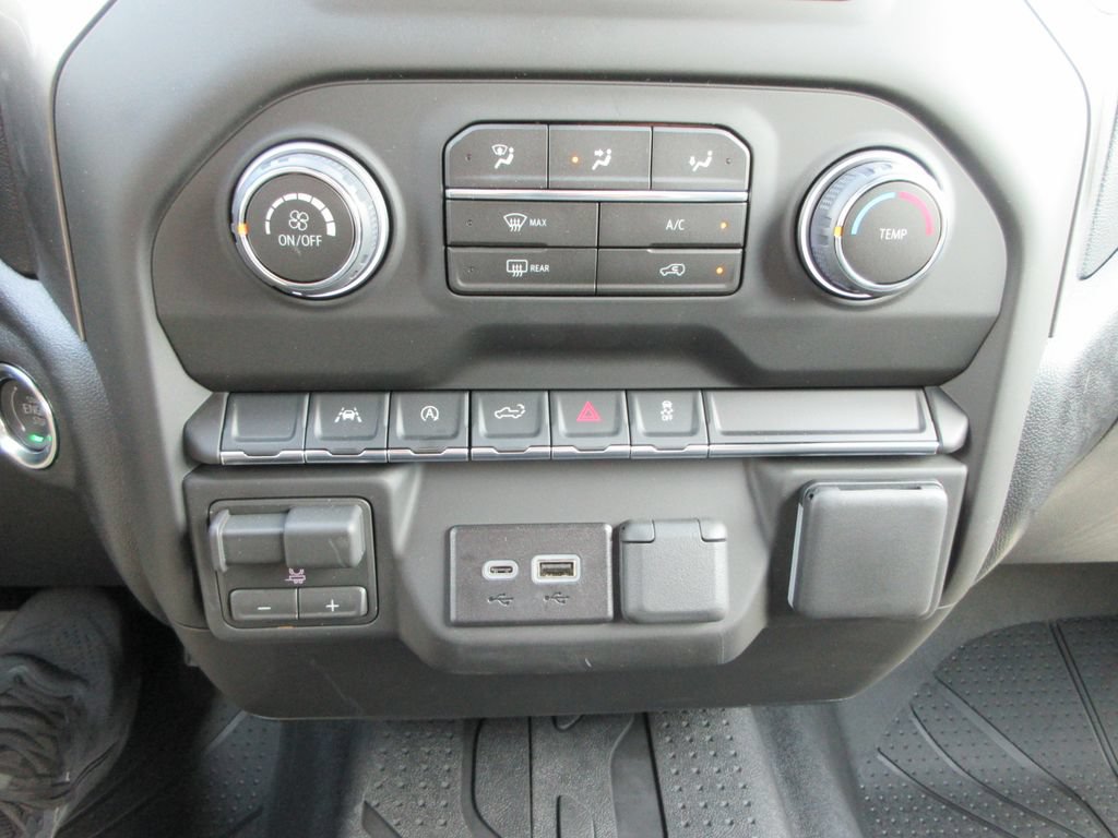 New 2026 Chevrolet Silverado 1500 Custom w/ Turbomax Blackout Package AWD/4WD image 29