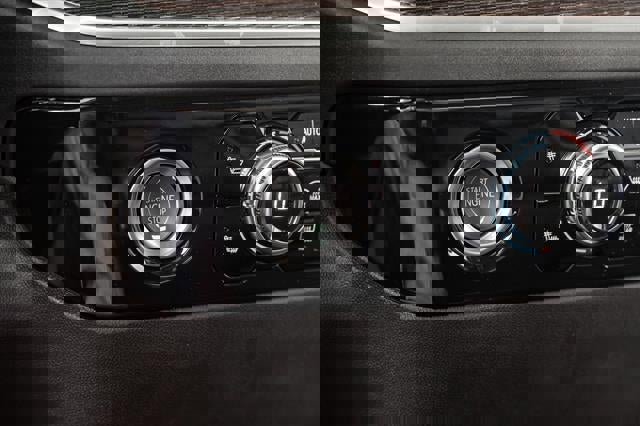 Used 2024 GMC Sierra 1500 Elevation image 20