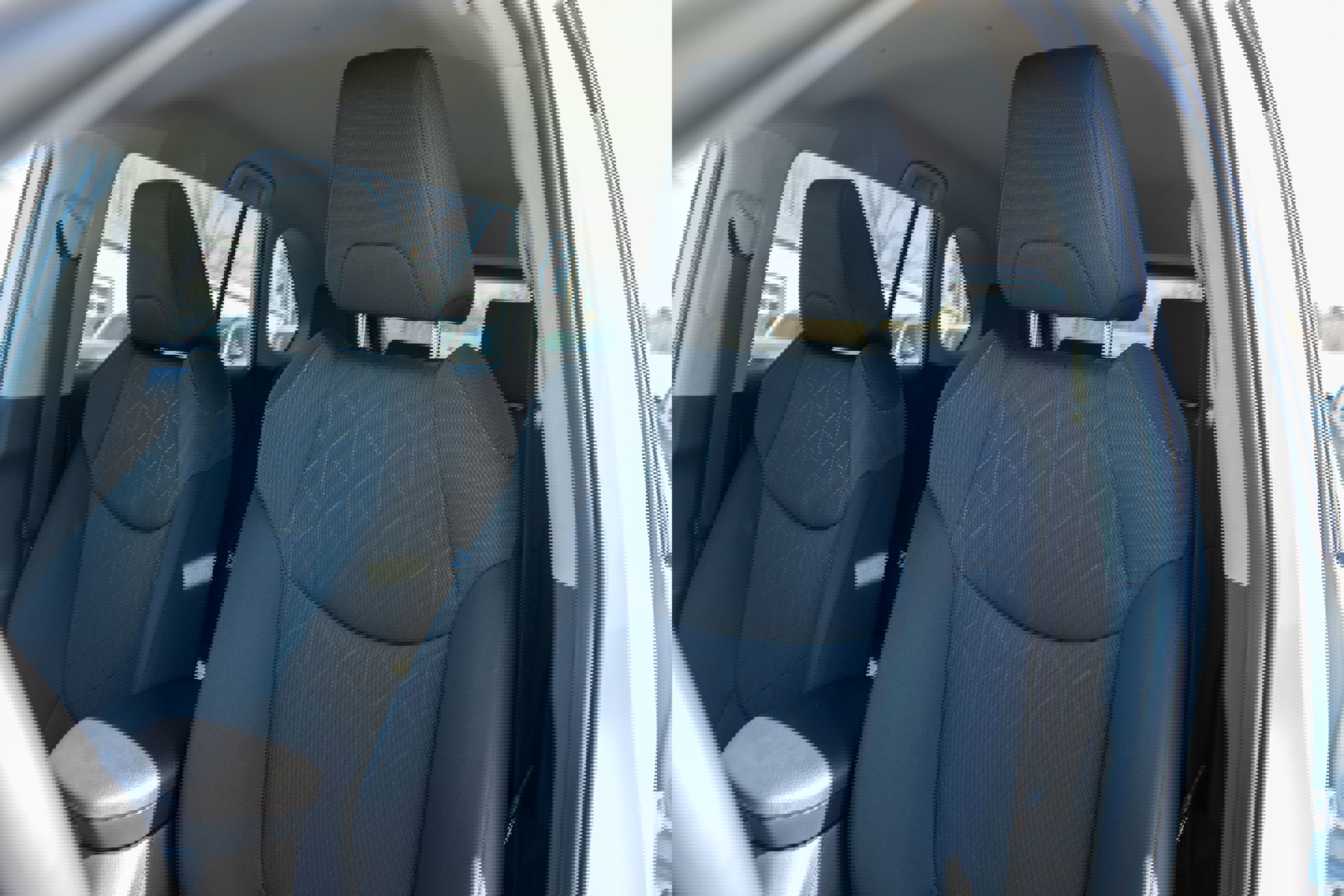 Used 2025 Toyota RAV4 XLE w/ Weather Package image 10