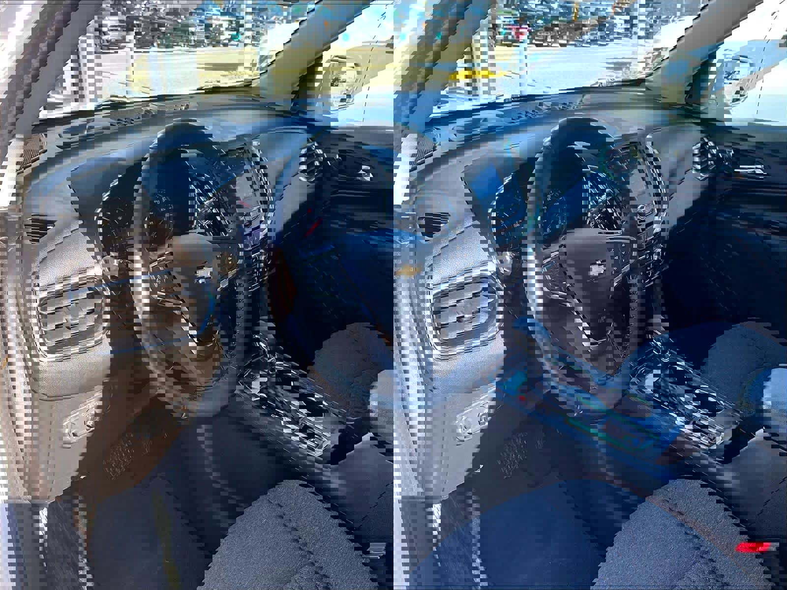 Used 2022 Chevrolet Equinox LT AWD/4WD image 8