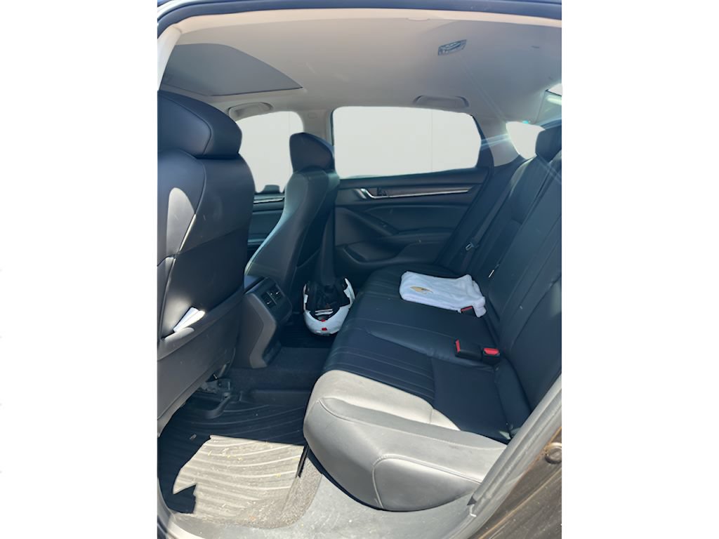 Used 2018 Honda Accord EX-L image 9