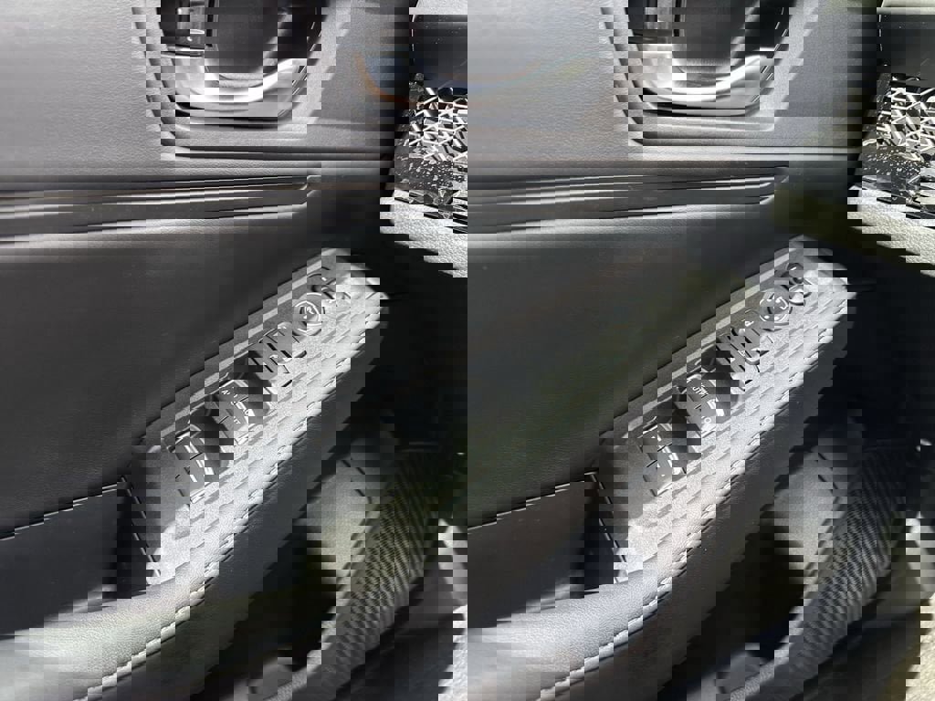 Used 2024 Honda Accord Sport image 37