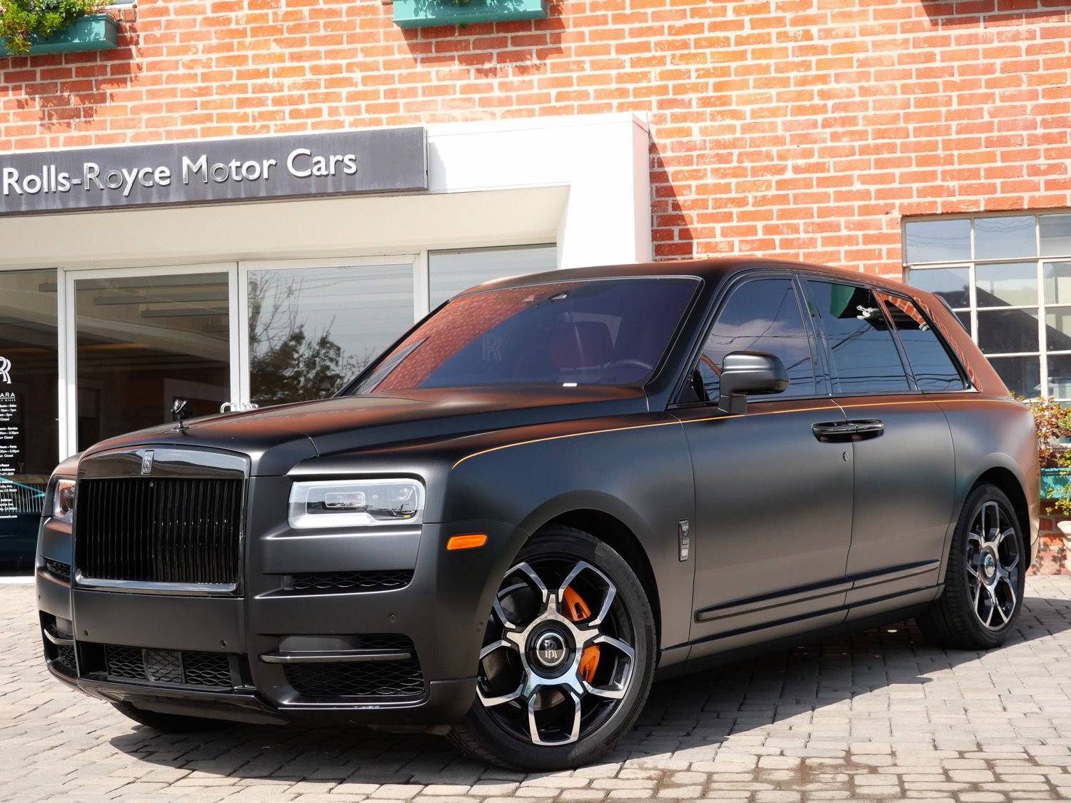 Used 2023 Rolls-Royce Cullinan Black Badge w/ Dark Exterior Package