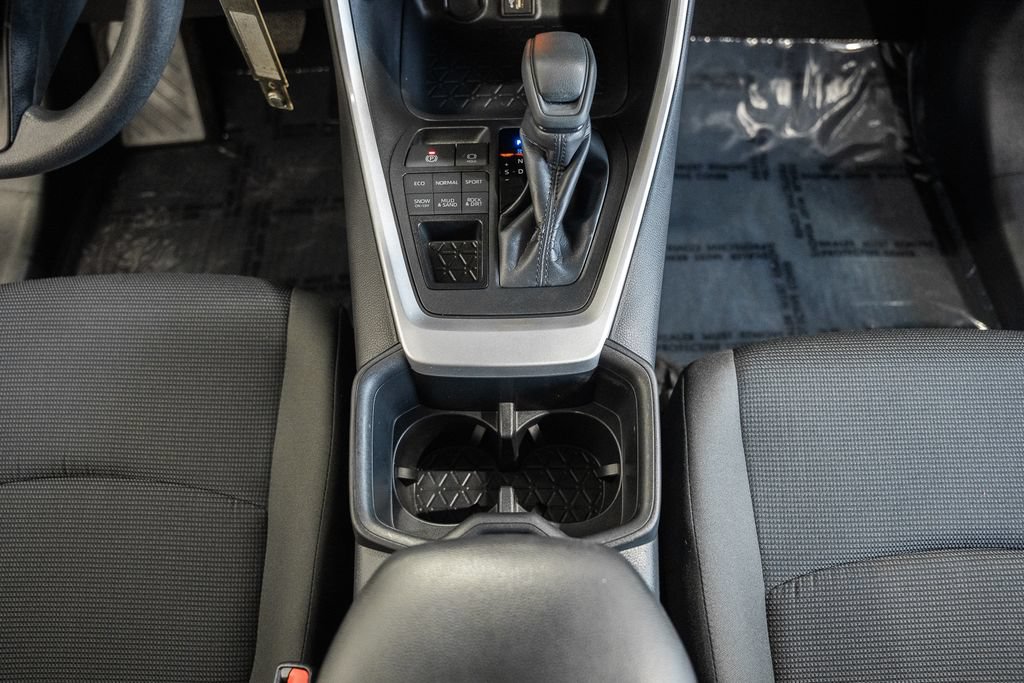Certified 2025 Toyota RAV4 LE AWD/4WD image 23