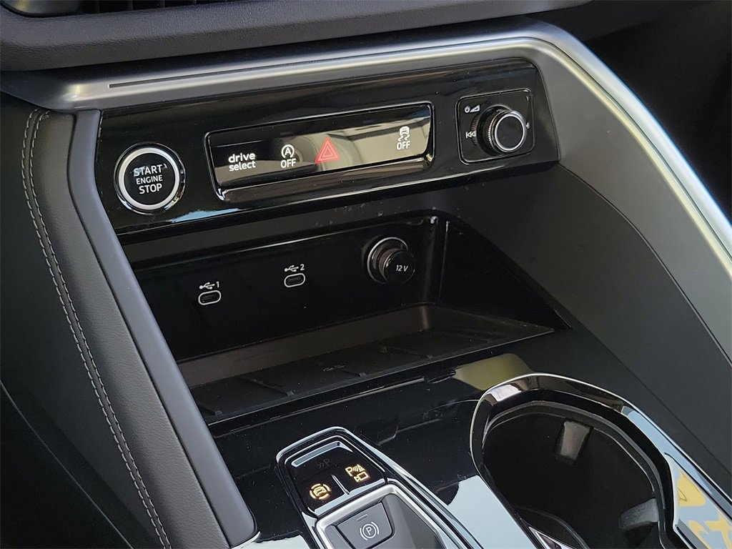 Certified 2025 Audi Q5 Premium Plus w/ Premium Plus image 15