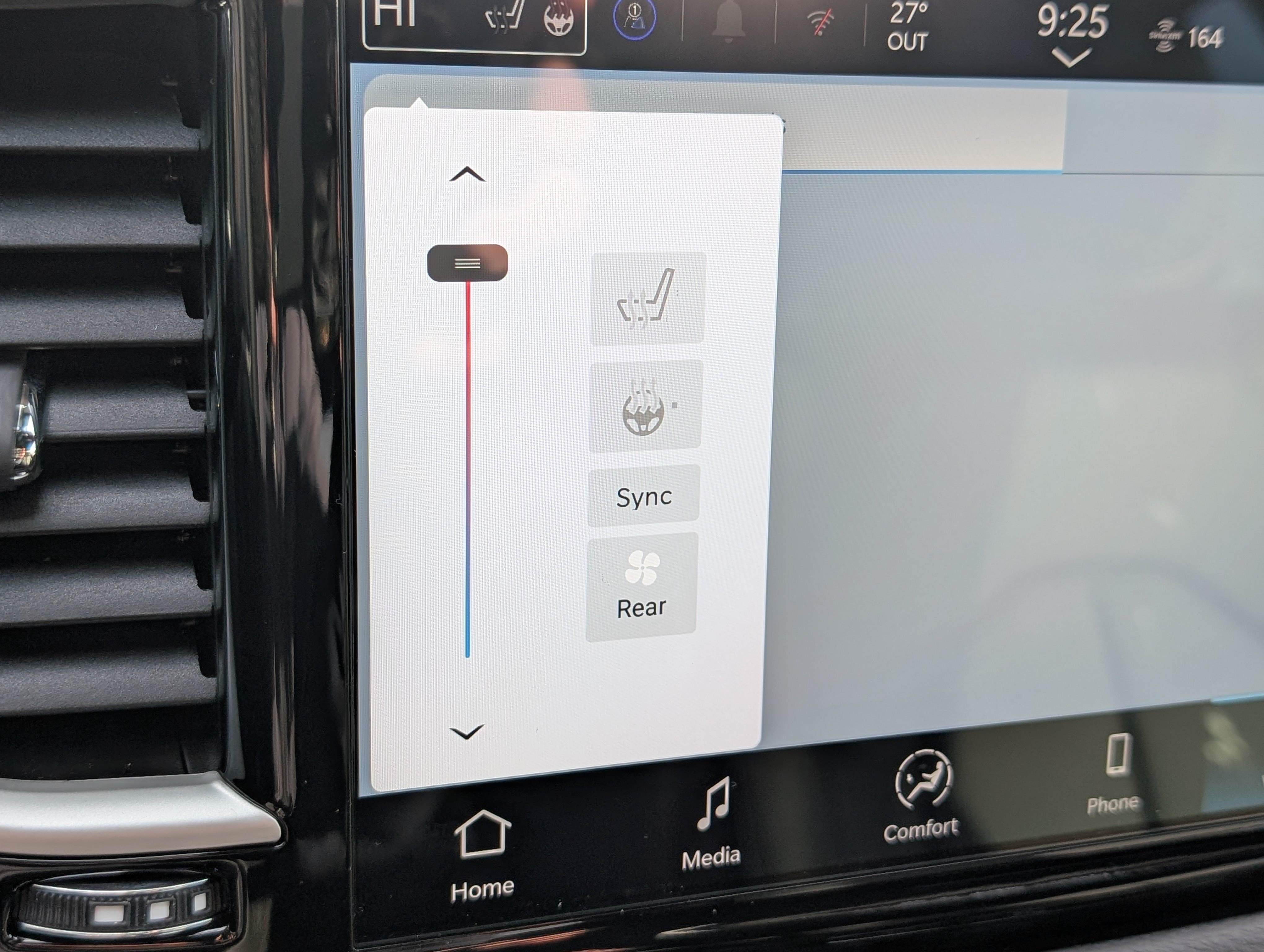 New 2026 Chrysler Voyager LX FWD image 24
