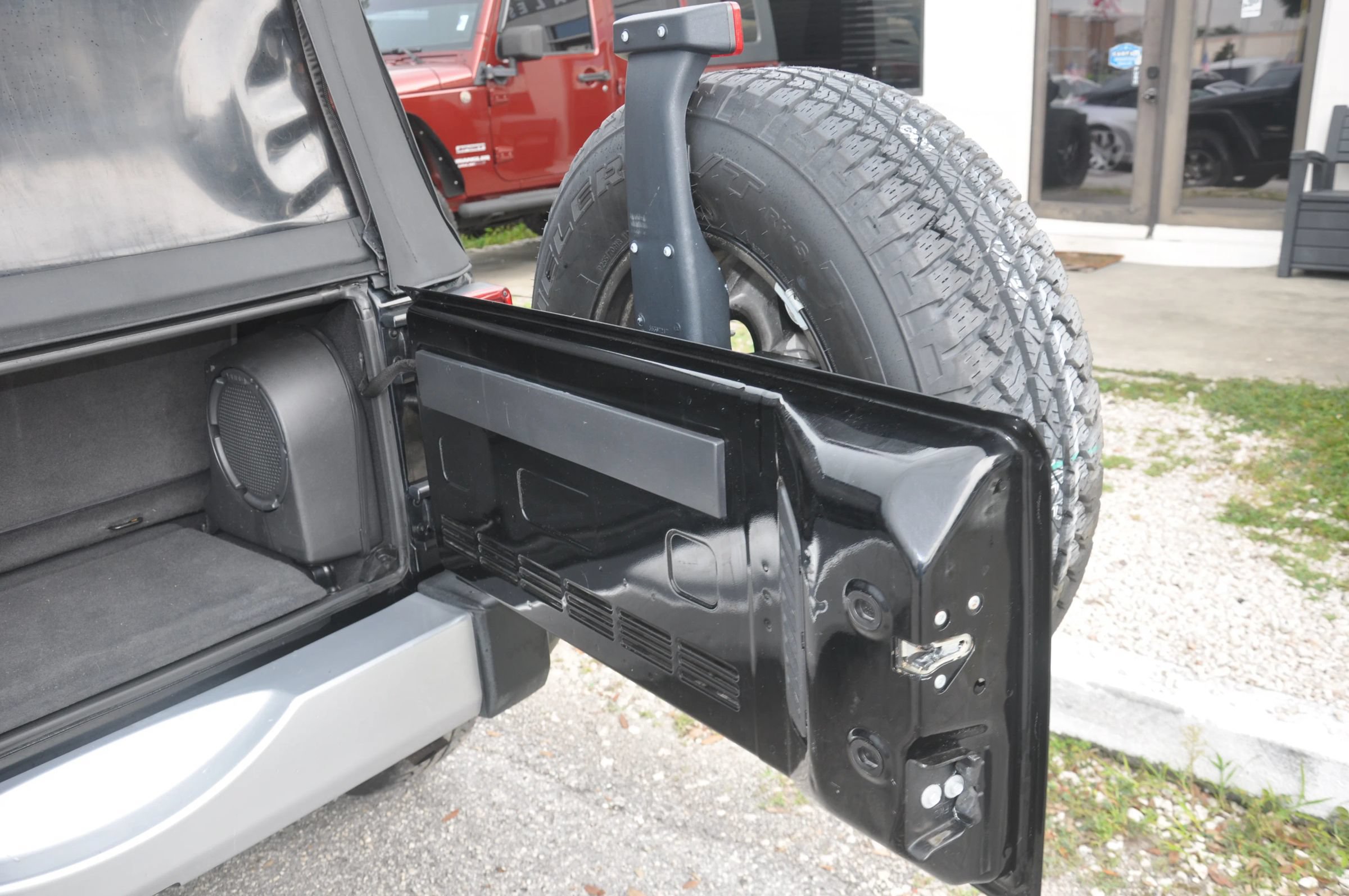 Used 2008 Jeep Wrangler Sahara w/ PWR Convenience Group AWD/4WD image 6