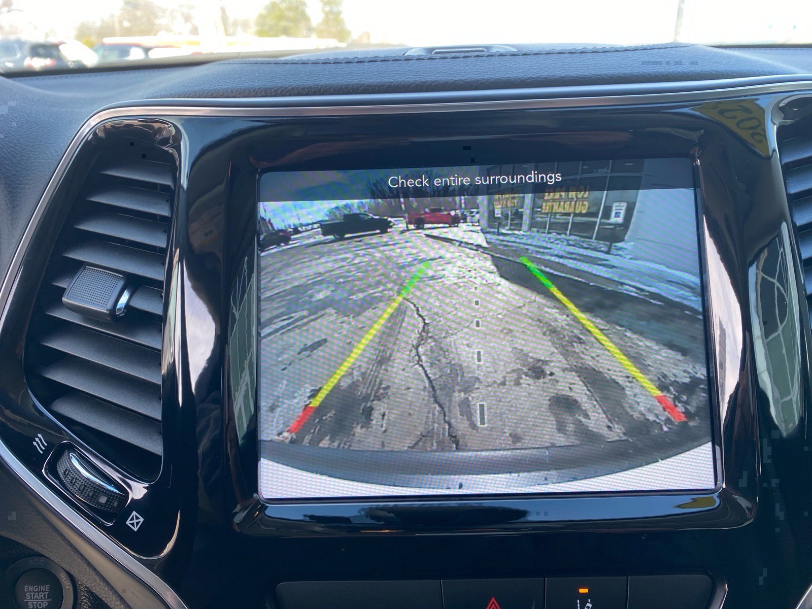 Used 2022 Jeep Cherokee Limited image 15