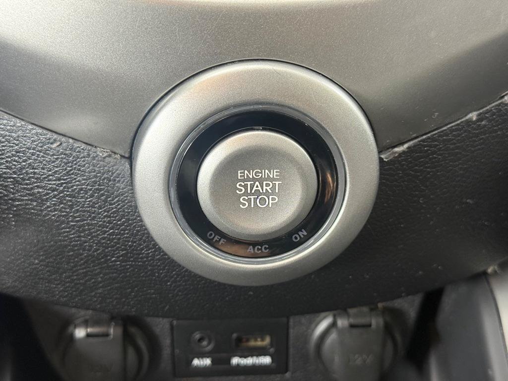 Used 2012 Hyundai Veloster w/ Style Pkg FWD image 26