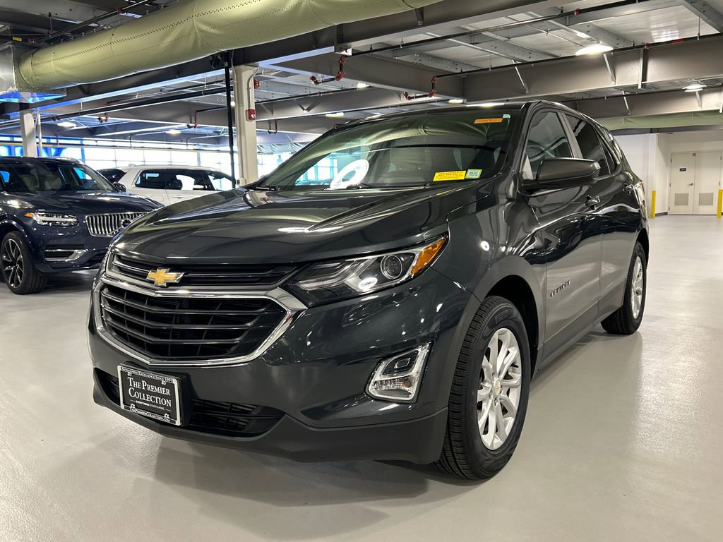 Used 2020 Chevrolet Equinox LS w/ LS Convenience Package image 5