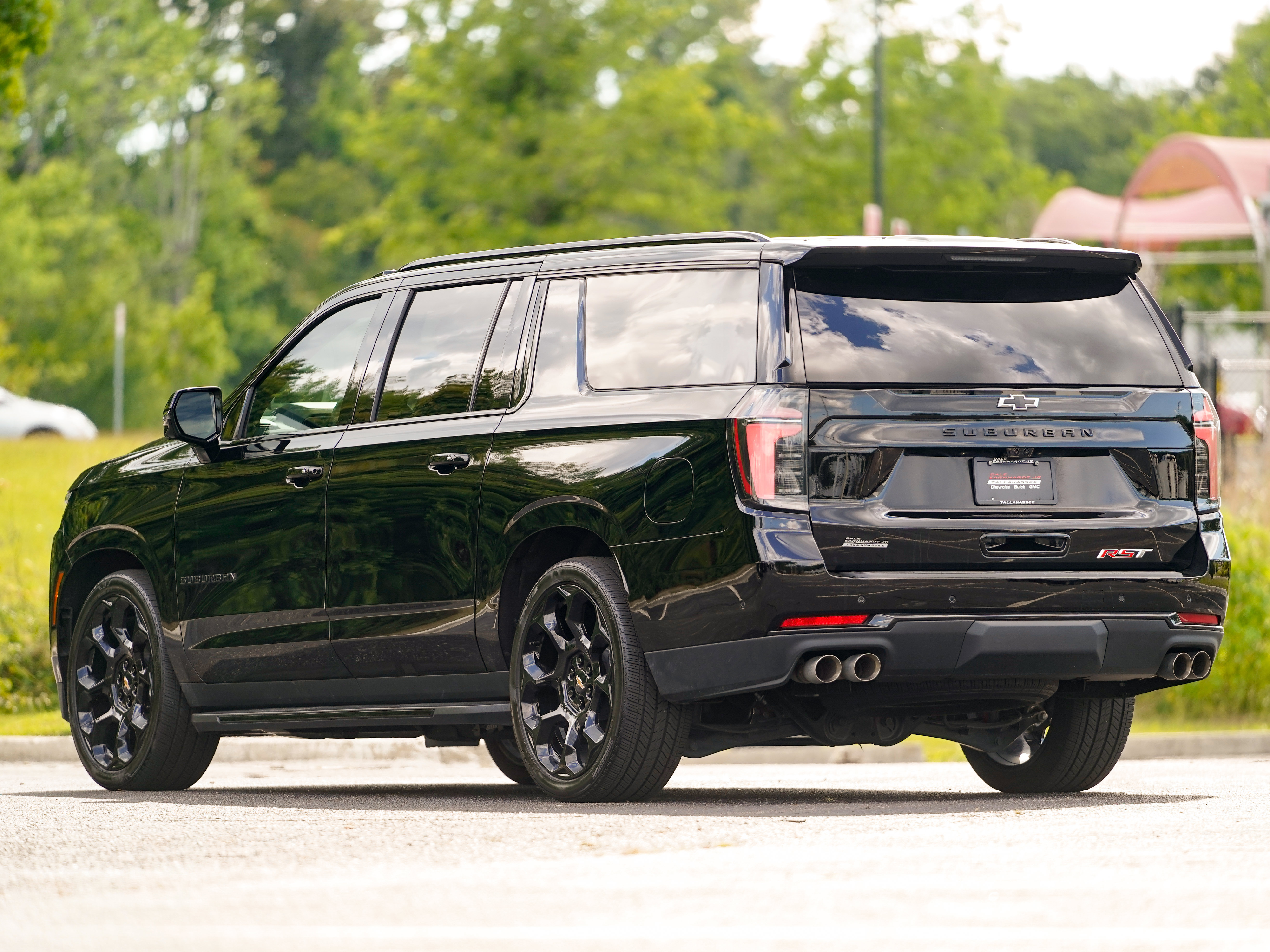 Used 2025 Chevrolet Suburban RST AWD/4WD image 67
