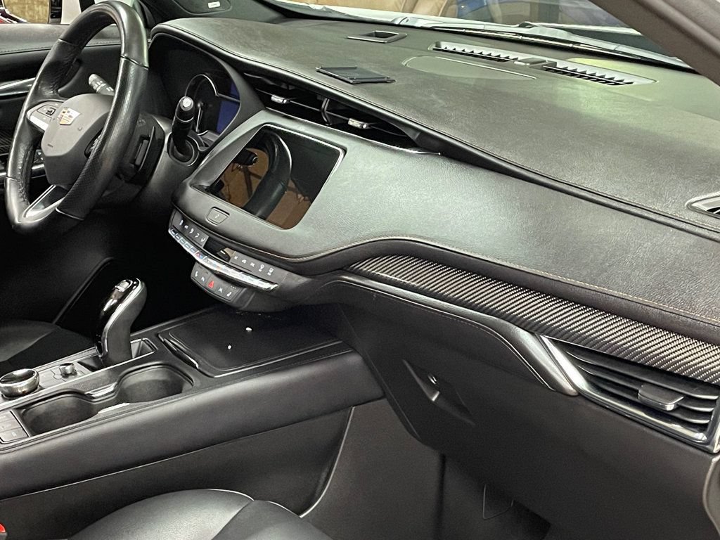 Used 2023 Cadillac XT4 Sport w/ Cold Weather Package AWD/4WD image 26