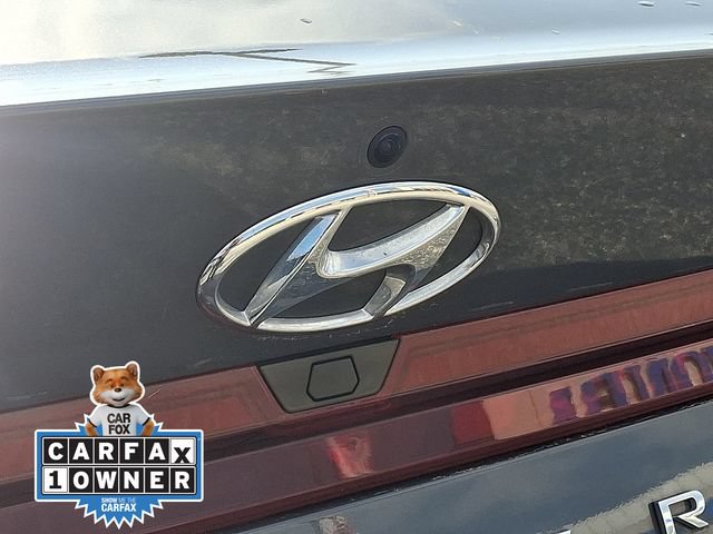 Used 2023 Hyundai Elantra SEL w/ Cargo Package FWD image 4