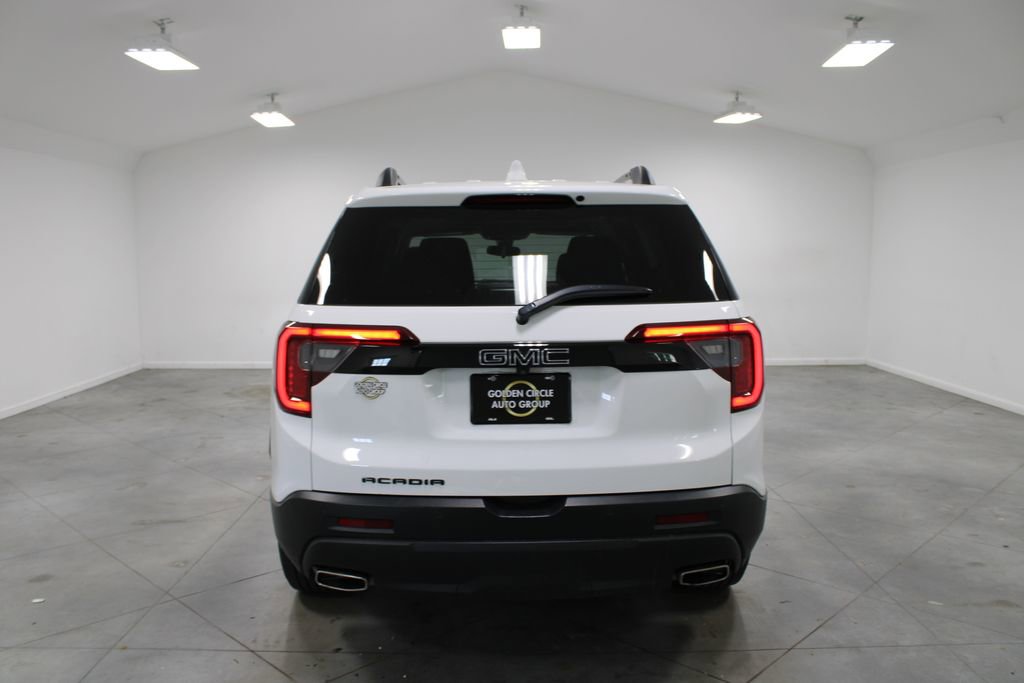 Used 2022 GMC Acadia SLE w/ Driver Convenience Package image 8