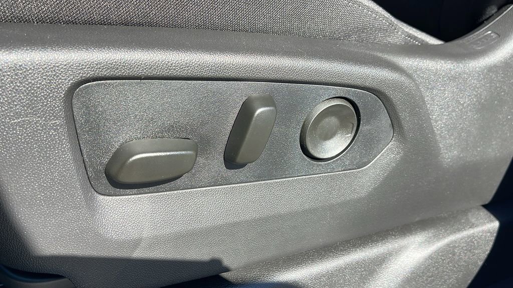 New 2026 GMC Sierra 1500 Elevation image 12