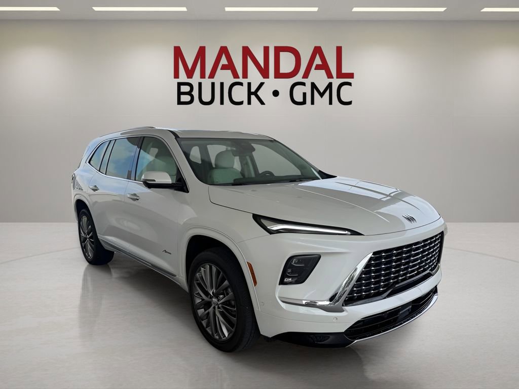 Used 2025 Buick Enclave Avenir w/ Super Cruise Package image 3