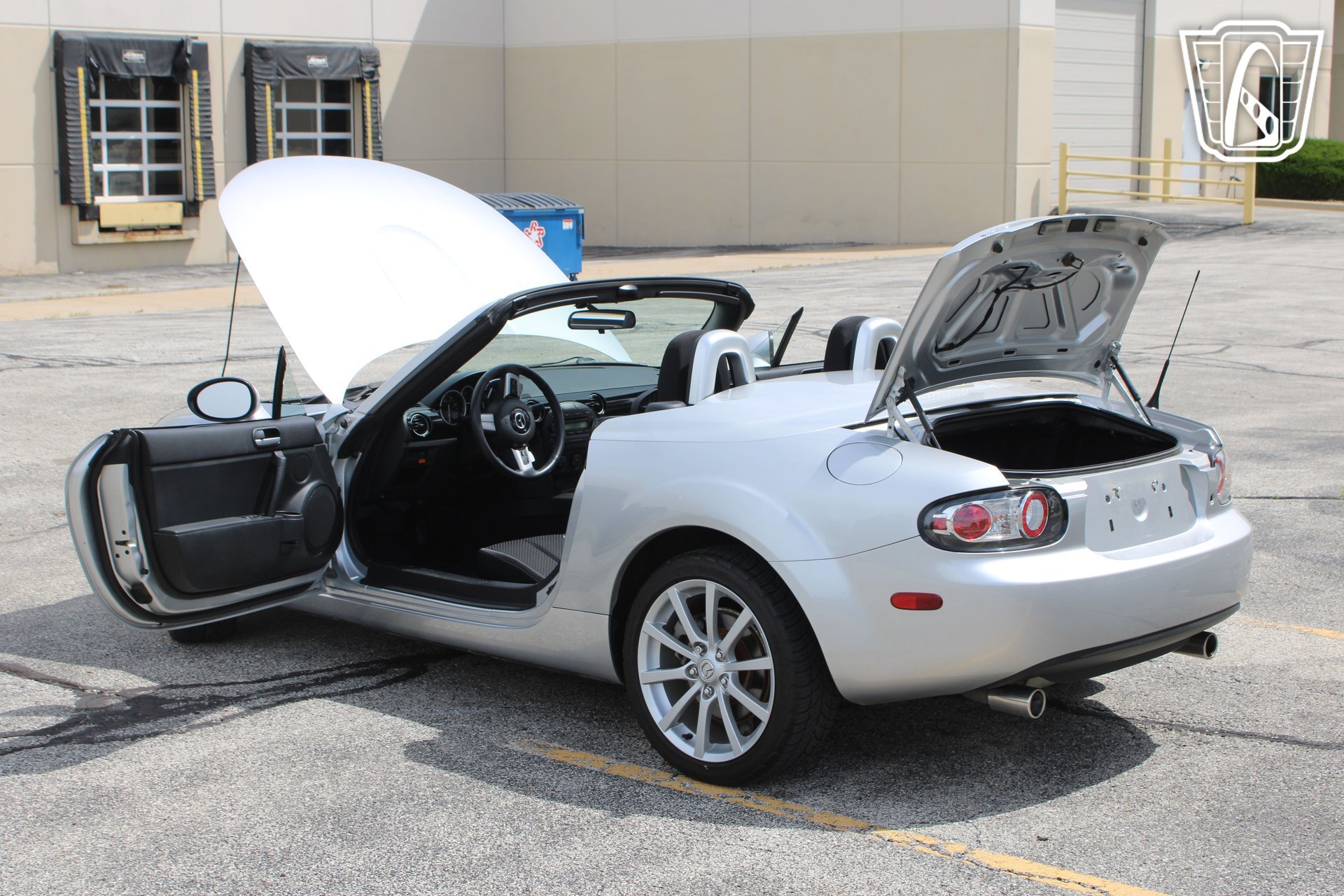 Used 2007 MAZDA MX-5 Miata Touring RWD image 8