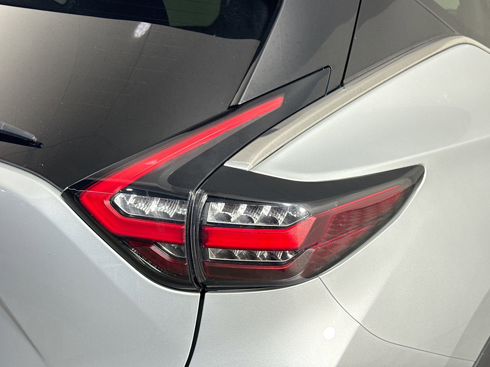 Used 2023 Nissan Murano S image 34