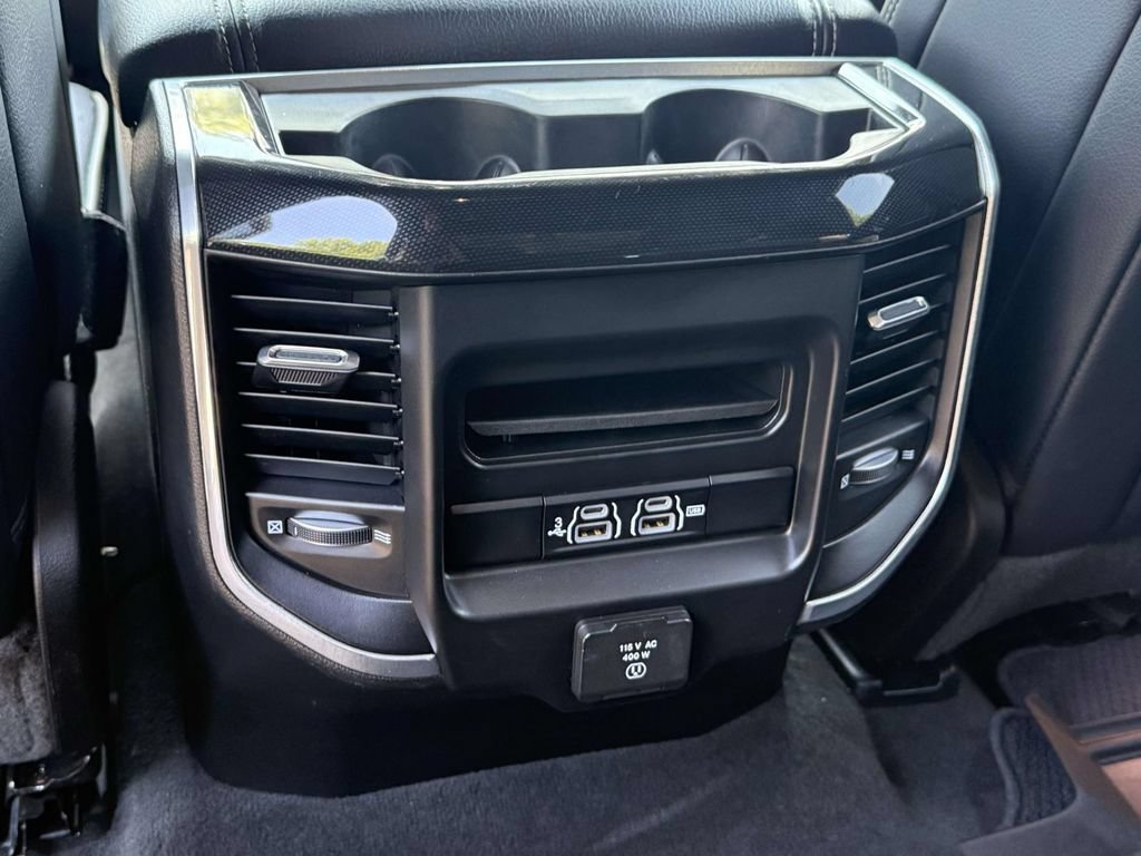 Used 2020 RAM 1500 Laramie w/ Sport Appearance Package AWD/4WD image 7