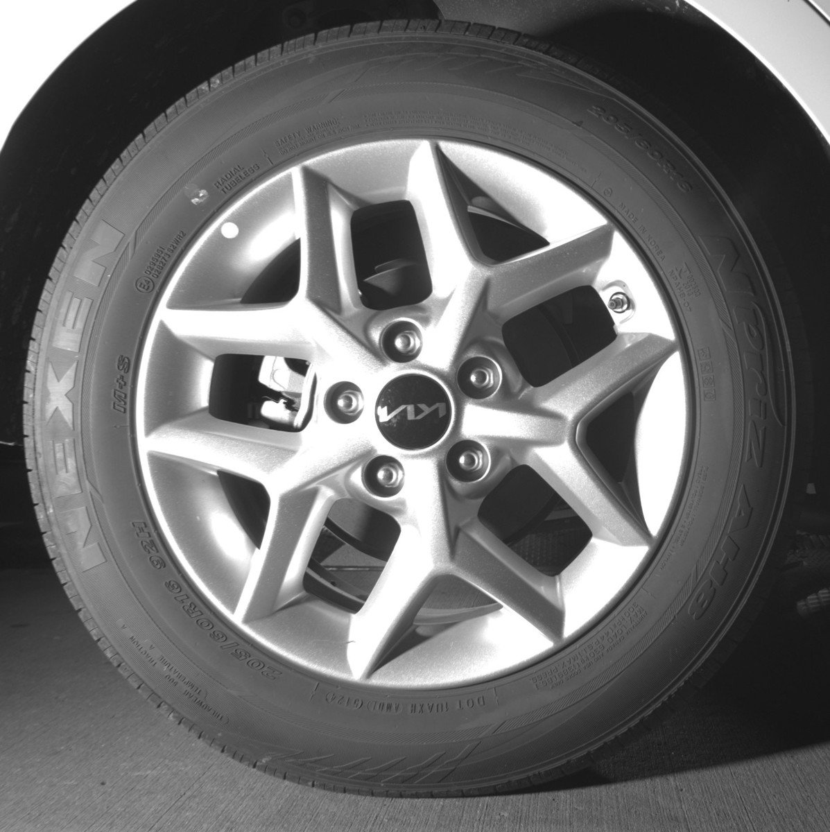 Used 2025 Kia Soul LX w/ LX Technology Package image 15