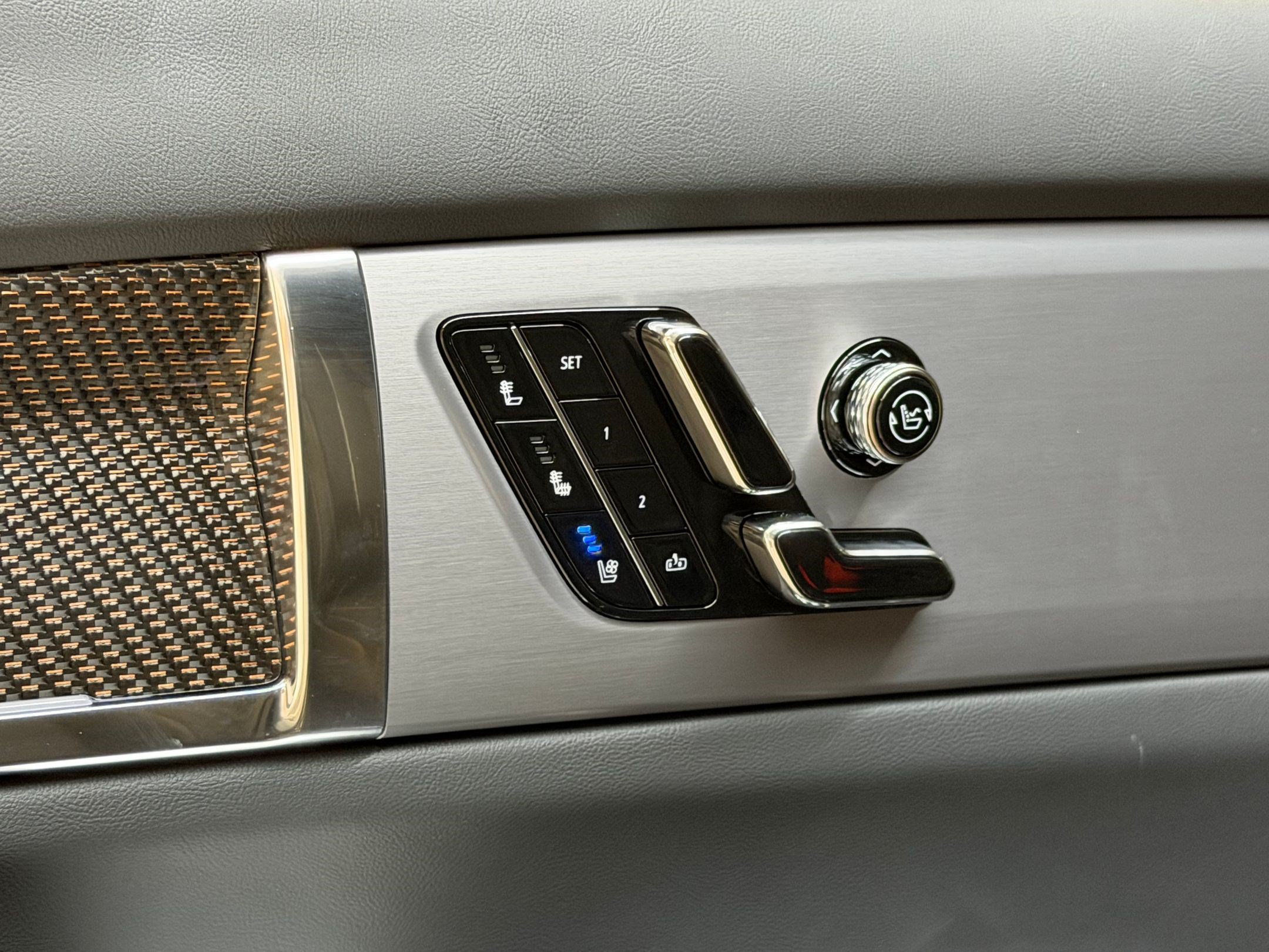 New 2026 Cadillac Vistiq Luxury AWD/4WD image 24