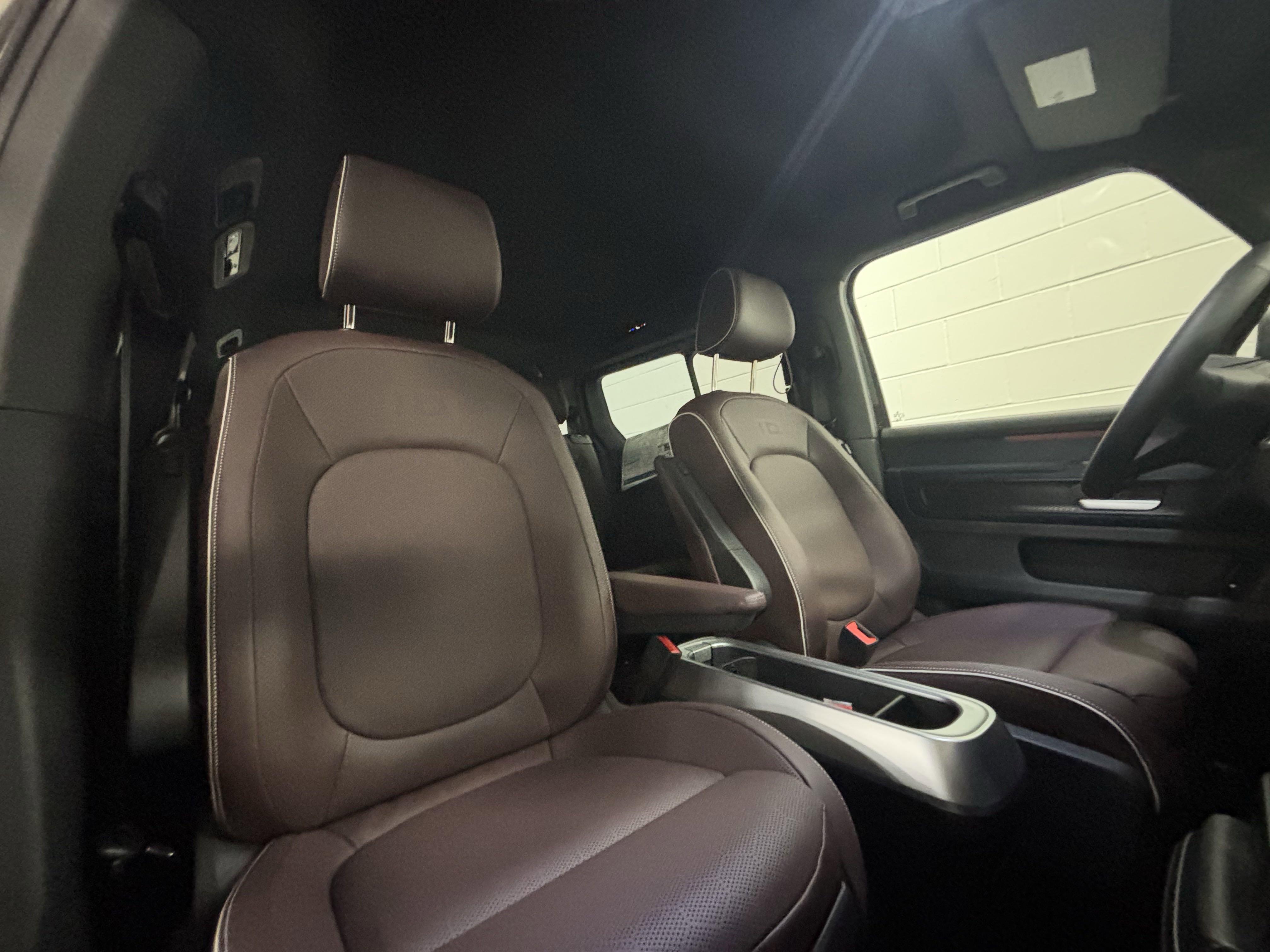 New 2025 Volkswagen ID. Buzz Pro S image 12