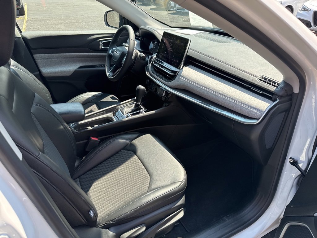 Used 2022 Jeep Compass Latitude image 59