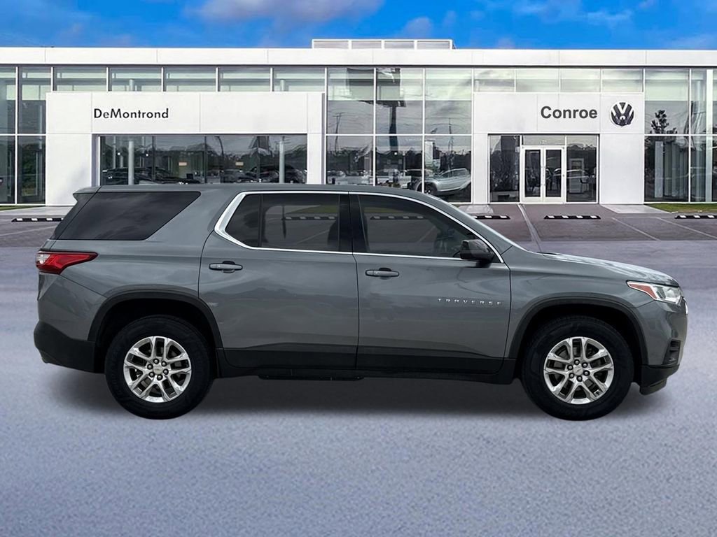Used 2021 Chevrolet Traverse LS FWD image 4