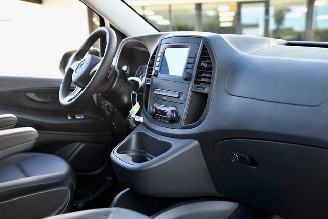 Used 2023 Mercedes-Benz Metris Passenger image 33