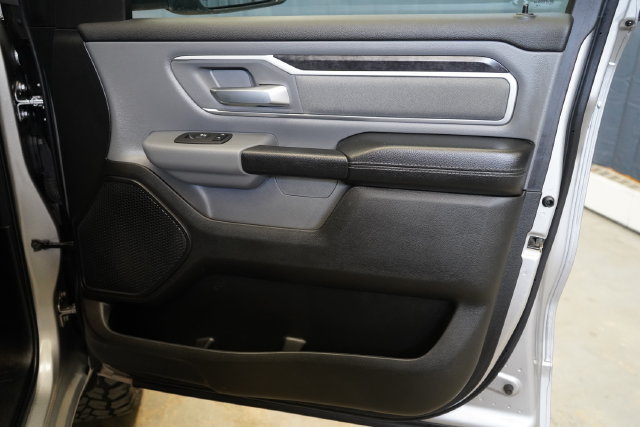 Used 2022 RAM 1500 Big Horn AWD/4WD image 40