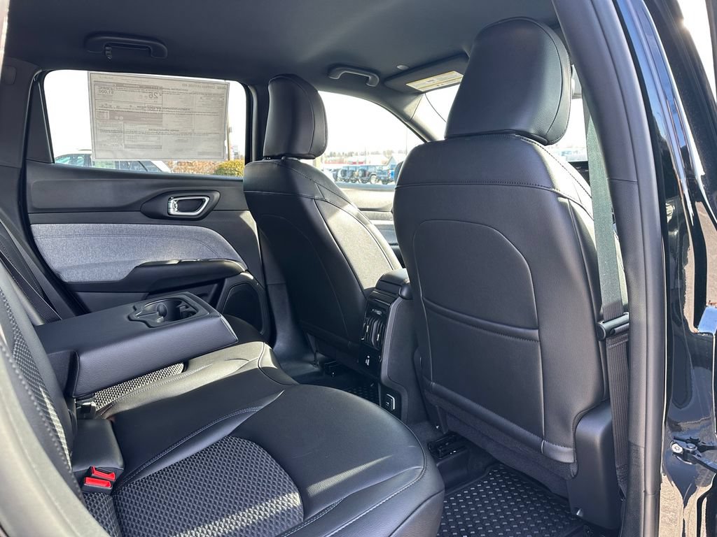 New 2026 Jeep Compass Latitude AWD/4WD image 17