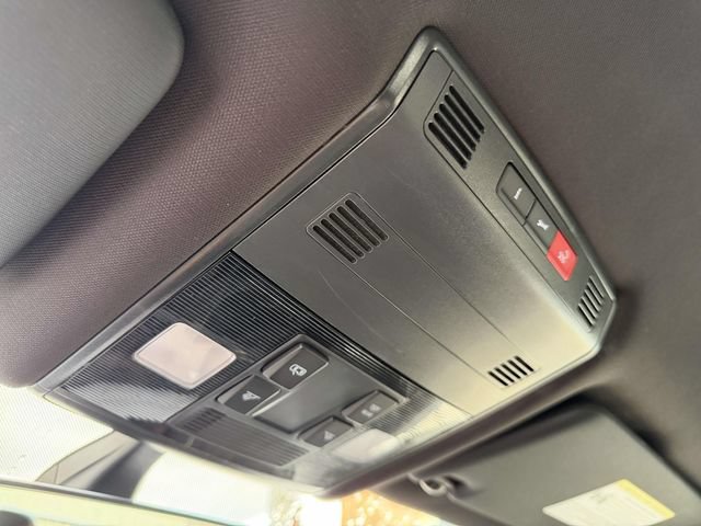 Certified 2023 Volkswagen Jetta Sport FWD image 31
