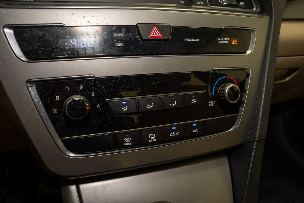 Used 2017 Hyundai Sonata SE image 12