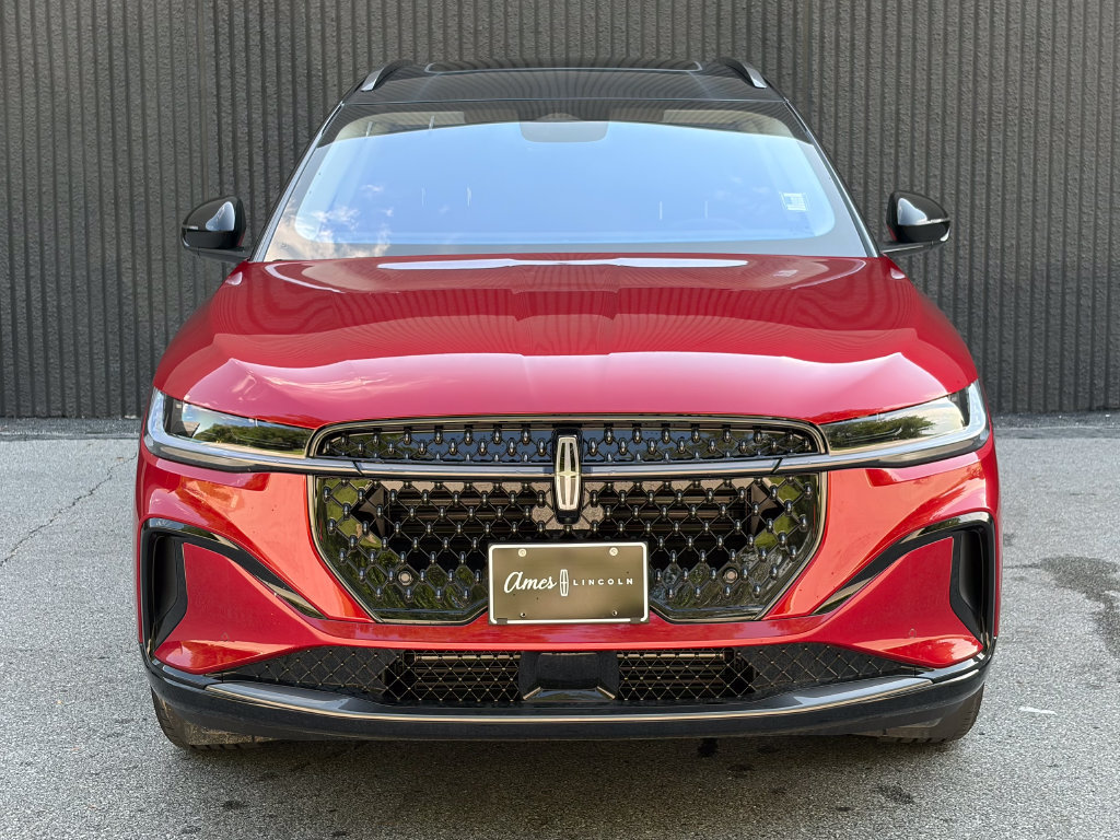 New 2026 Lincoln Nautilus Reserve AWD/4WD image 3