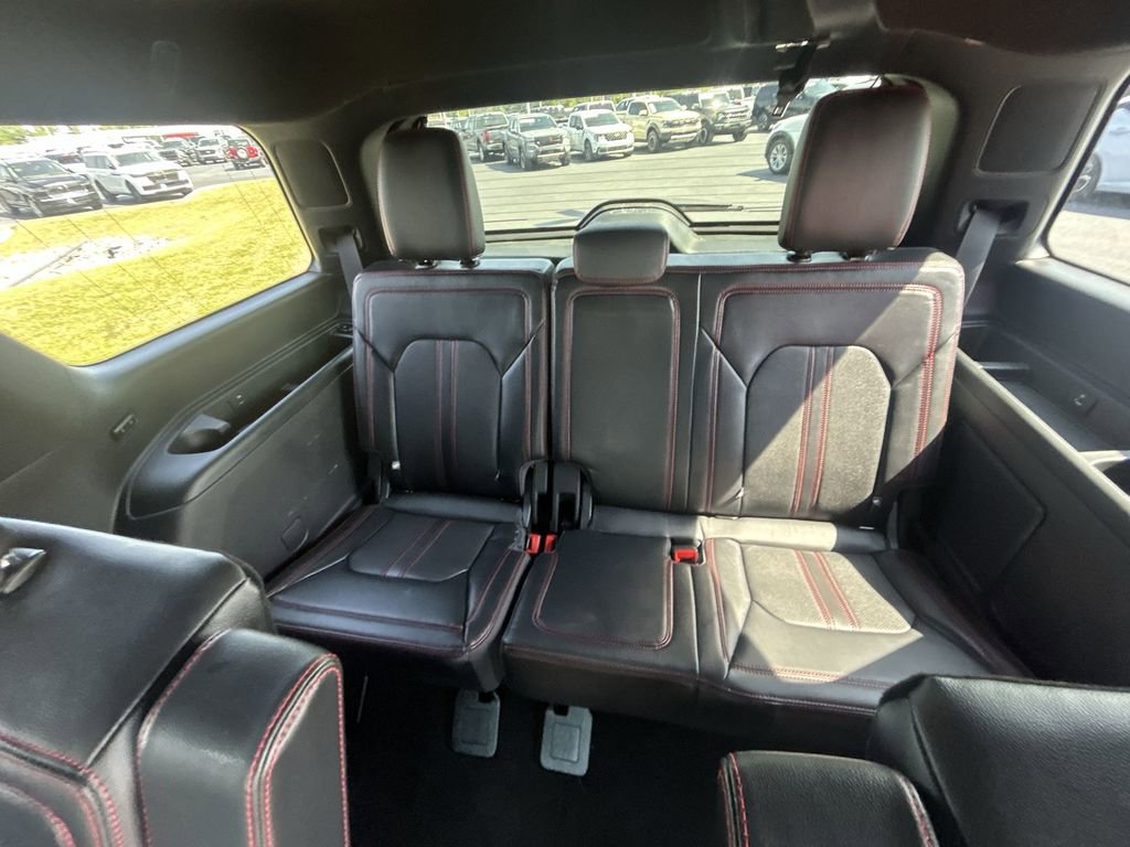 Used 2024 Ford Expedition Limited AWD/4WD image 30