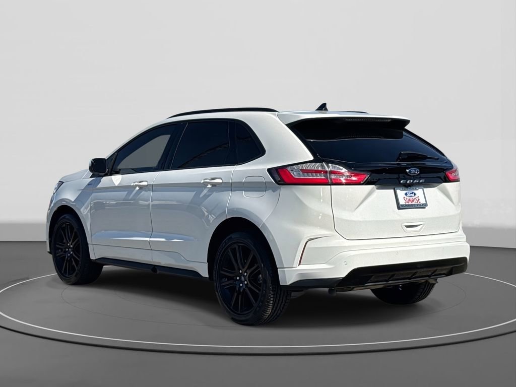 Certified 2022 Ford Edge ST-Line image 7