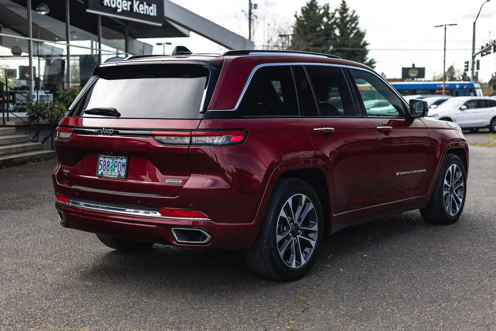 Used 2023 Jeep Grand Cherokee Overland w/ Rear Seat Video Group I AWD/4WD image 10