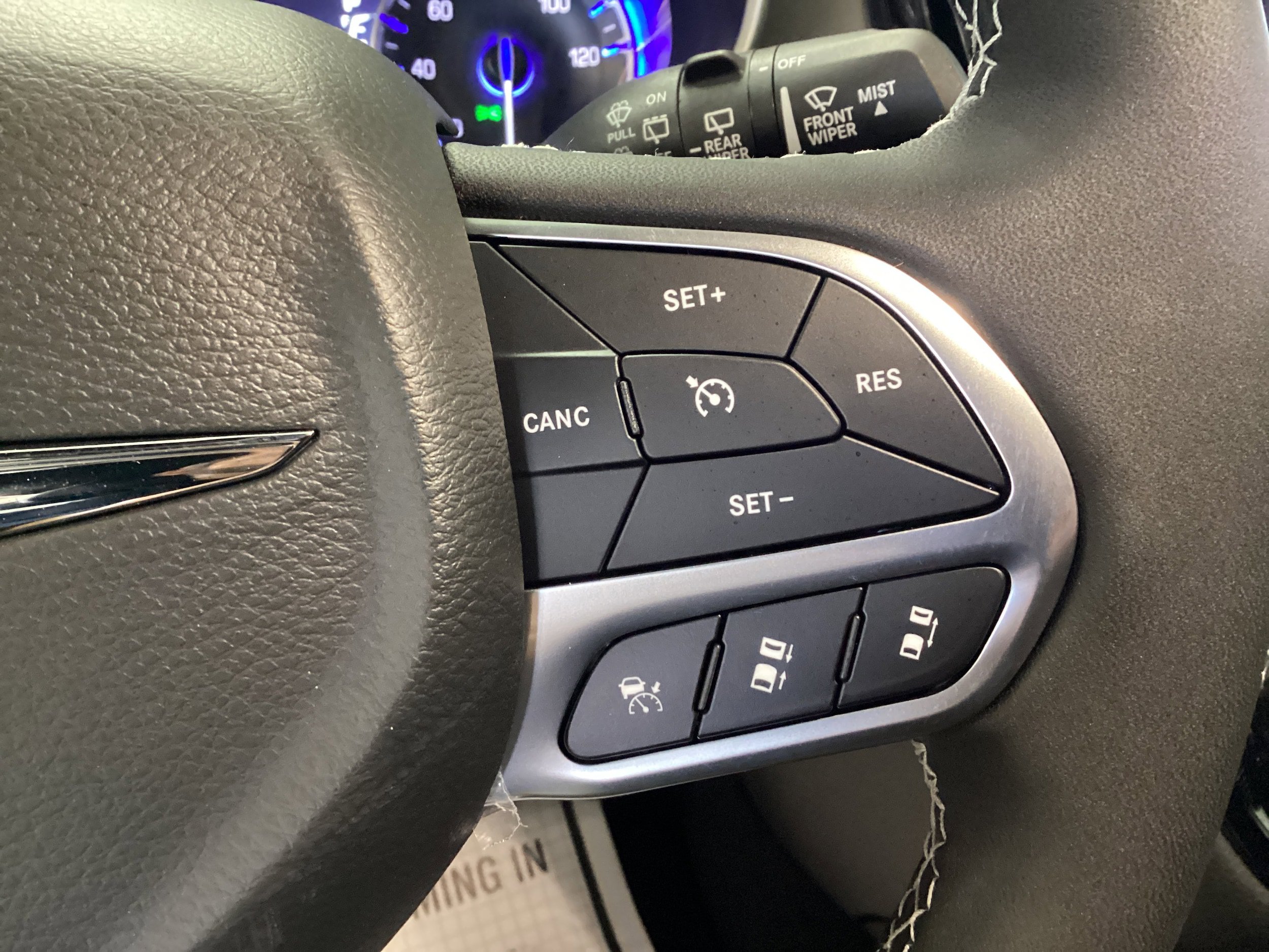 New 2026 Chrysler Pacifica Select FWD image 23