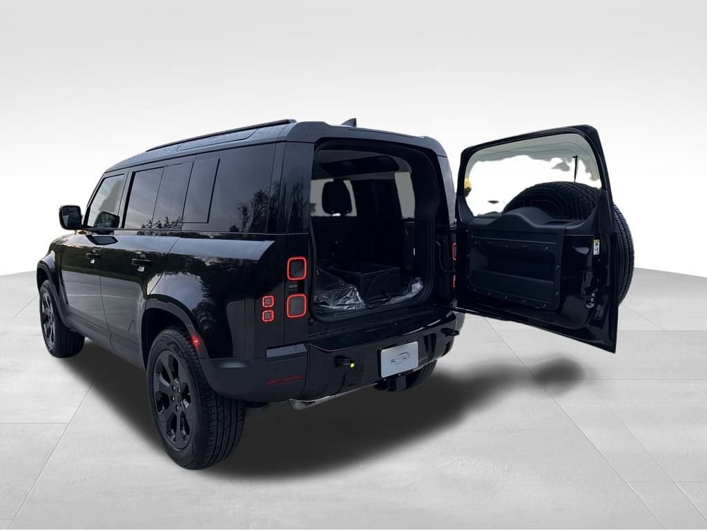 New 2026 Land Rover Defender 110 S image 9