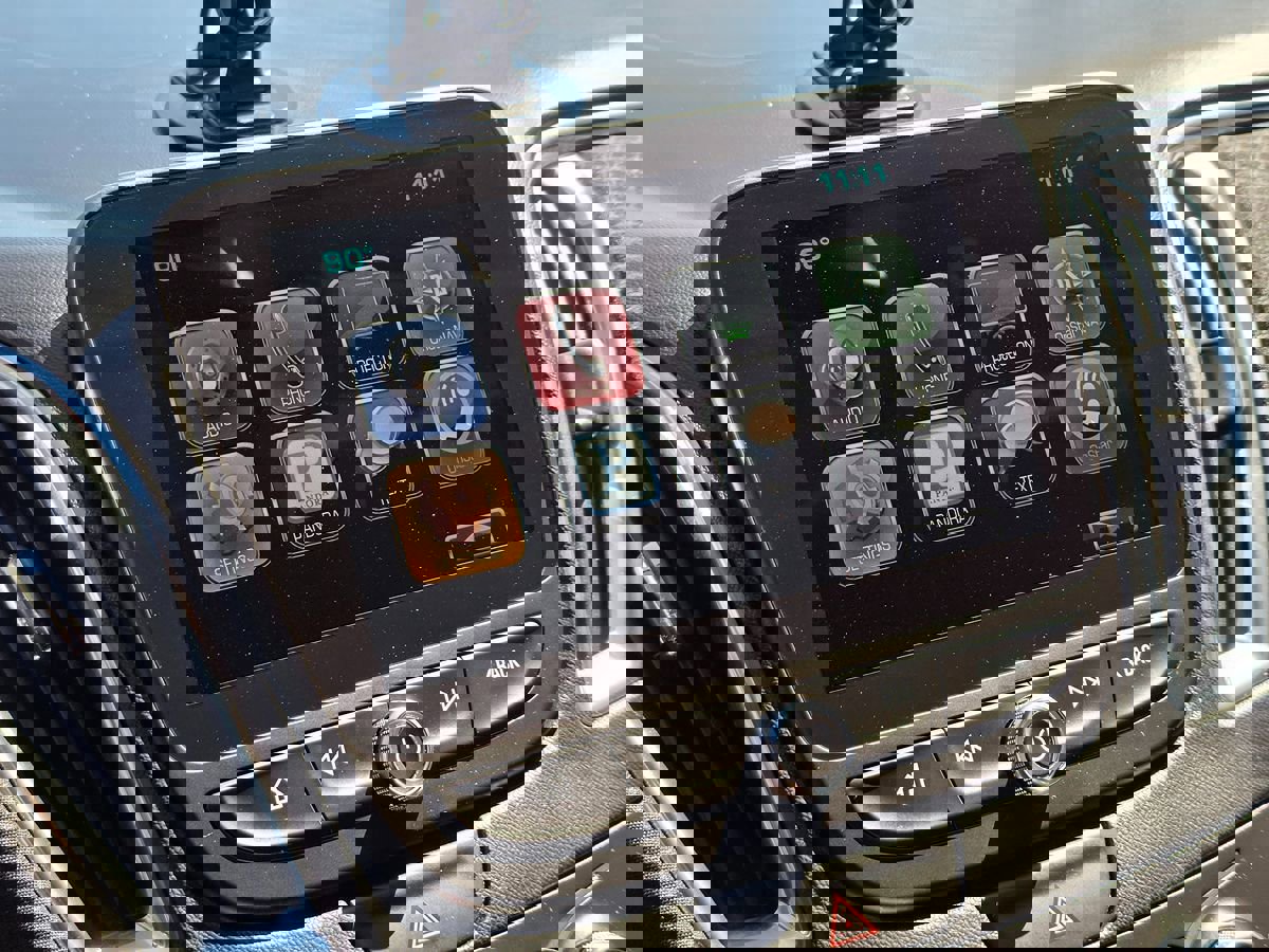 Used 2016 Chevrolet Malibu LT w/ Driver Confidence Package image 33