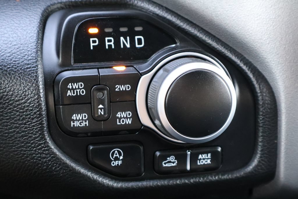 Used 2023 RAM 1500 Big Horn AWD/4WD image 9