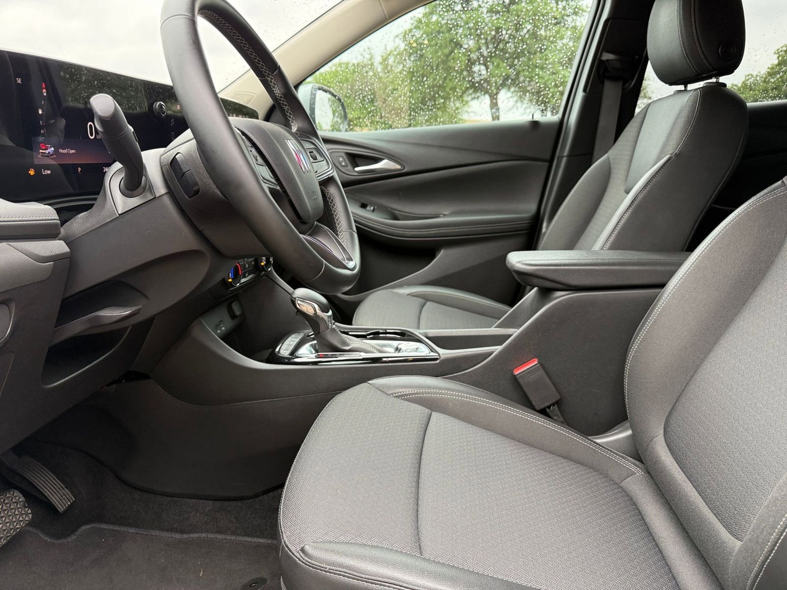 Used 2025 Buick Encore GX Preferred FWD image 27